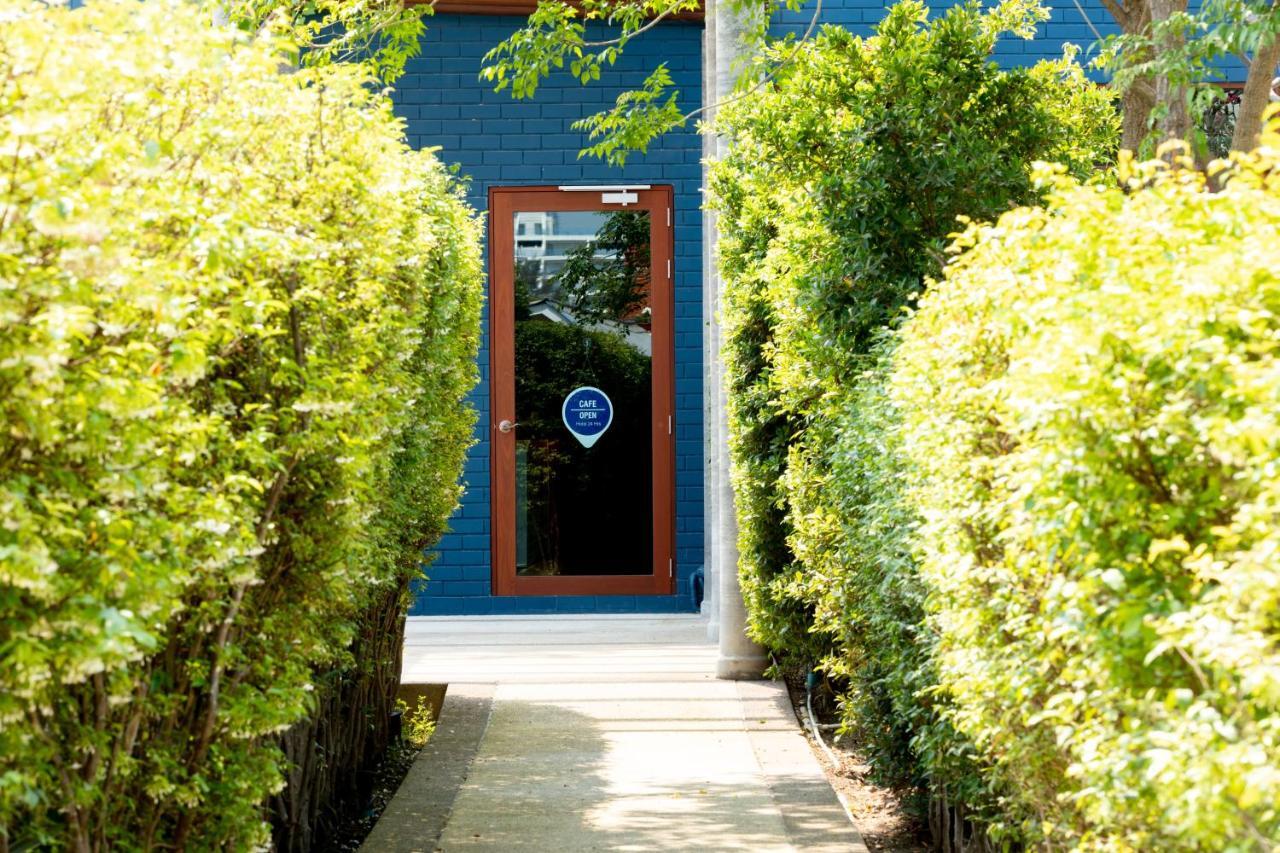 Kochira Hotel HHQ Exterior foto